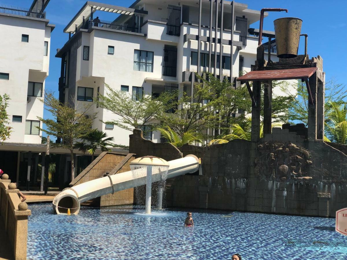 SWISS GARDEN RESIDENCE Beach Resort LUXURY apartment&FaMiLy SUITE Kuantan Exterior foto